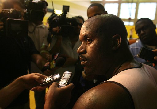 意甲联赛焦点战：尤文图斯险胜罗马（意甲重磅对决：尤文图斯惊险击败罗马）