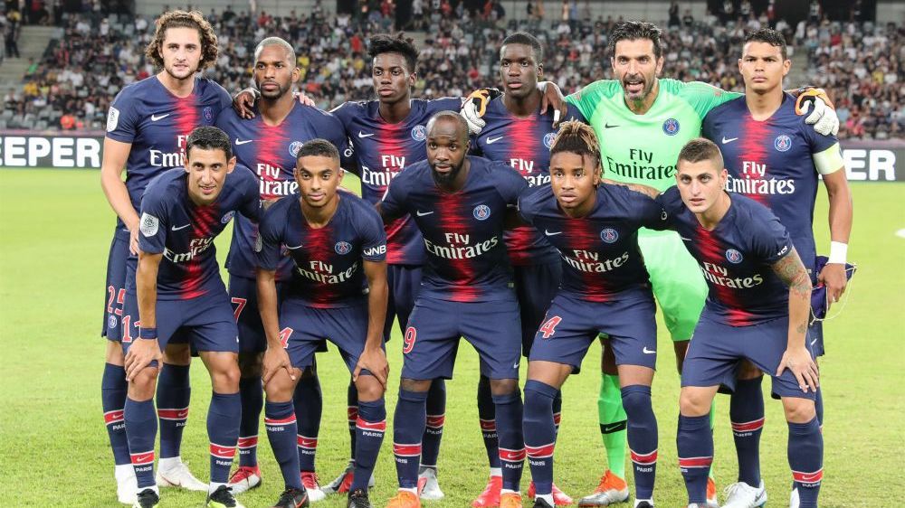 德天空：34岁因西涅有意重返欧洲足坛，甚至愿接受大幅降薪（德天空：34岁因西涅盼回归欧洲赛场，不惜接受大幅降薪）