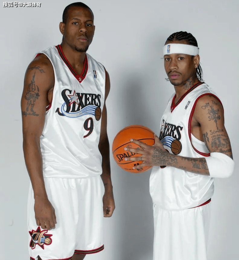 篮球盛宴：NBA杯MVP之争（篮坛狂欢：NBA杯MVP争夺战）