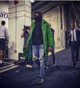 费兰·托雷斯戴帽斩获赛季11球，超越莱万距离姆巴佩5球（费兰·托雷斯上演帽子戏法收获赛季第11球，反超莱万距姆巴佩仅差5球）