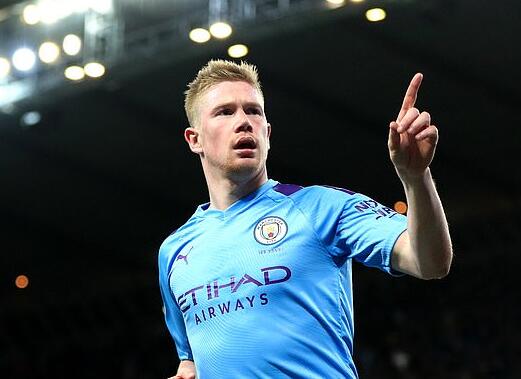 状态回暖！詹姆斯近两战场均24+11+7，投篮命中率61%（状态复苏！勒布朗近两场场均24分11篮板7助攻，投篮命中率61%）