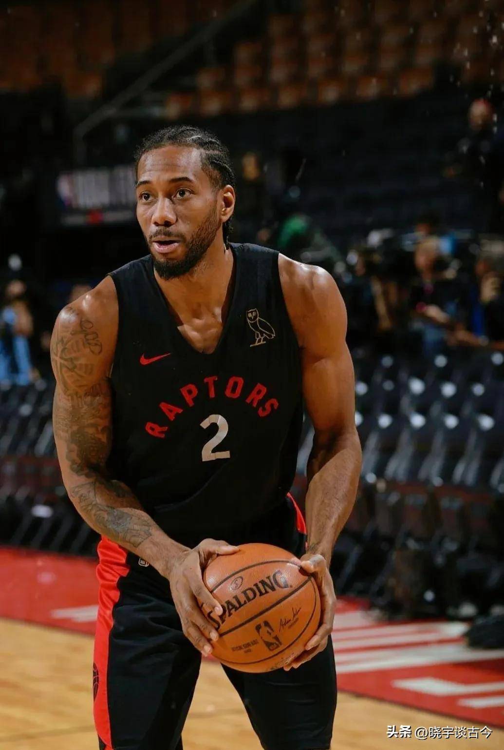 尽力了！米切尔23中11空砍全场最高32分（拼尽全力！米切尔23投11中轰下全场最高32分仍无力回天）