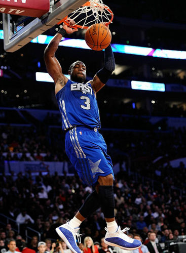 马刺队记：SGA上次得分低于20分正是面对的马刺队（马刺记者：SGA上一次得分未达20分，正是在对阵马刺时）