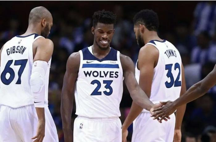 东契奇本赛季首节和上半场得分，均创下96-97赛季以来新高（东契奇本季首节与上半场得分双双创下自96-97赛季以来新高）