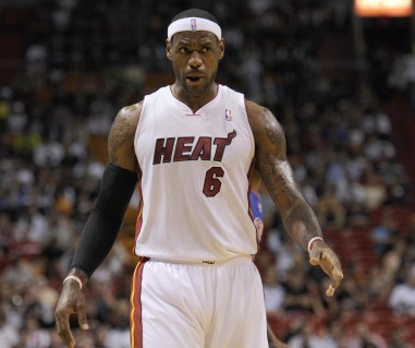 懂球帝12周年120大瞬间小组赛结果：梅西6次上榜，C罗4次武磊3次（懂球帝12周年120大瞬间小组赛结果出炉：梅西入选6次，C罗4次、武磊3次）