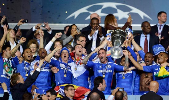 法媒：恩德里克租借费80万欧，若出场数少于25里昂需付违约金（法媒：里昂租借恩德里克费80万欧，出场未满25场将触发违约金）