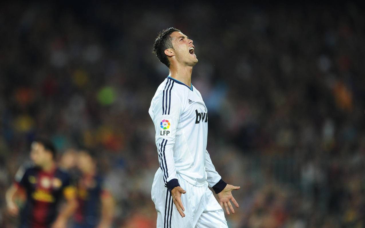 好姐们！李月汝佩奇Unrivaled联赛相遇 互相搞怪展示肌肉（李月汝与佩奇在Unrivaled联赛重逢，姐妹搞怪互秀肌肉）