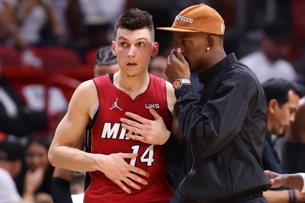 勇士vs魔术首发：库里&巴特勒大战班凯罗&贝恩（勇士迎战魔术首发：库里、巴特勒领衔对飙班凯罗、贝恩）